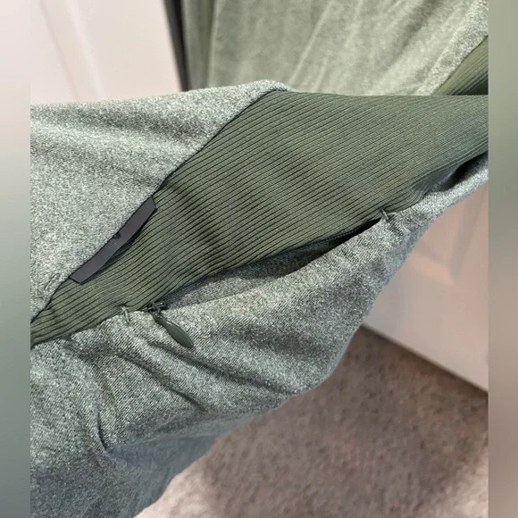 REI Quarter Zip Baselayer - Picture 4 of 5